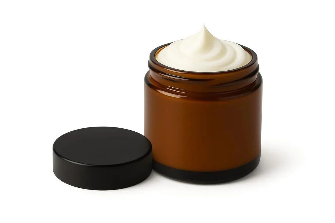 ✨ Zafrani Glow Gold Cream – Radiance & Soft Skin Formula
